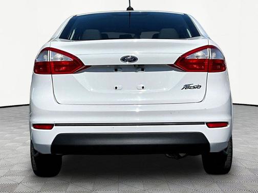 Oxford White 2019 Ford Fiesta S