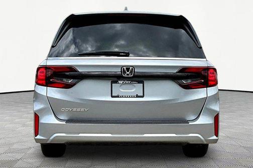 Solar Silver Metallic 2026 Honda Odyssey EX-L