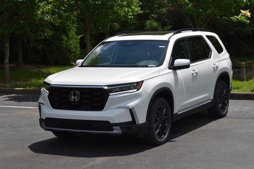 2025 Honda Pilot Touring 8-Passenger