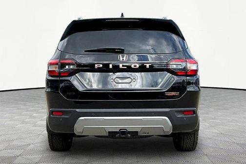 Smoke Blue Pearl 2026 Honda Pilot TrailSport