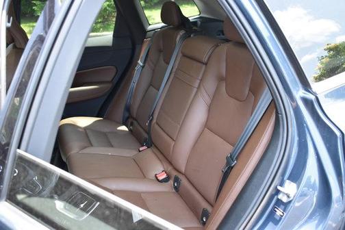 2019 Volvo XC60 T5 Momentum