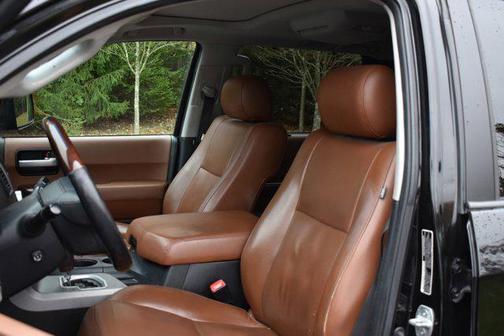 2014 Toyota Sequoia Platinum