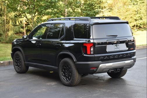 Crystal Black Pearl 2026 Honda Passport AWD TrailSport Elite Blackout