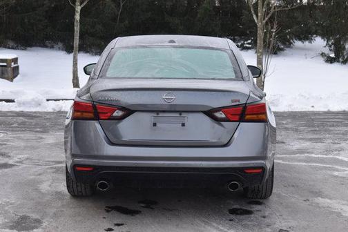 2023 Nissan Altima SR FWD