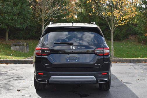 2025 Honda Pilot Elite