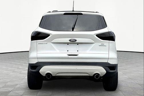 White 2013 Ford Escape SE