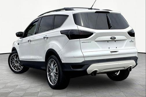 White 2013 Ford Escape SE