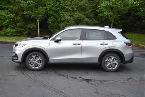 Solar Silver Metallic 2027 Honda HR-V LX