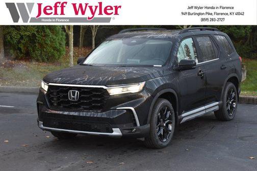 2025 Honda Pilot Touring 8-Passenger