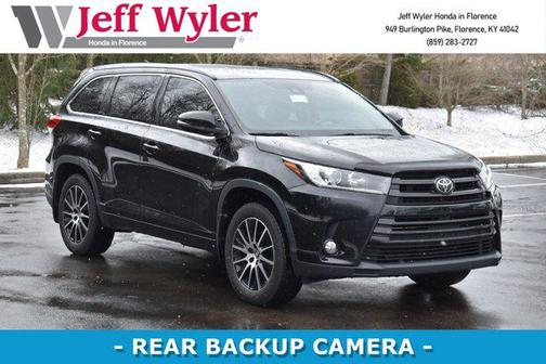 2017 Toyota Highlander SE