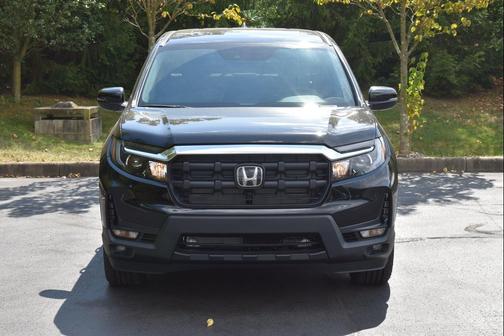 Crystal Black Pearl 2026 Honda Ridgeline RTL