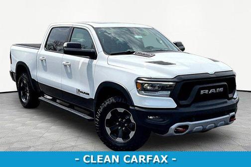 Bright White Clearcoat 2019 RAM 1500 Rebel