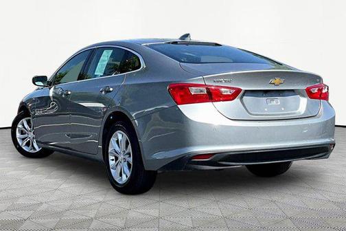 Sterling Gray Metallic 2024 Chevrolet Malibu FWD 1LT