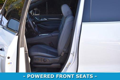 2023 Buick Enclave Essence AWD