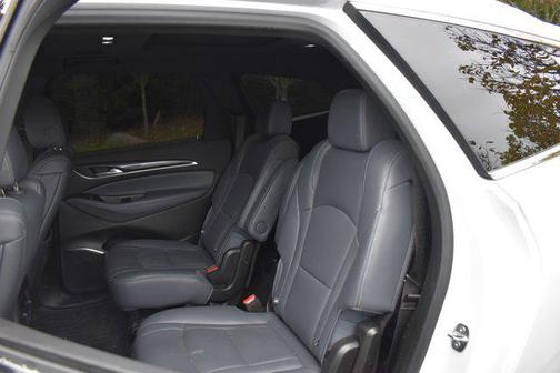 2023 Buick Enclave Essence AWD