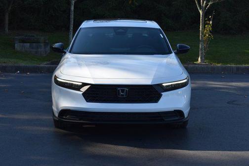 Platinum White Pearl 2026 Honda Accord Hybrid Sport