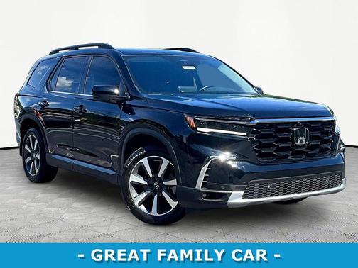 Crystal Black Pearl 2023 Honda Pilot AWD Elite