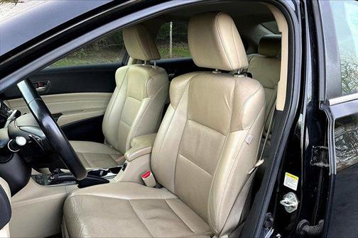 2014 Acura ILX 2.0L Technology