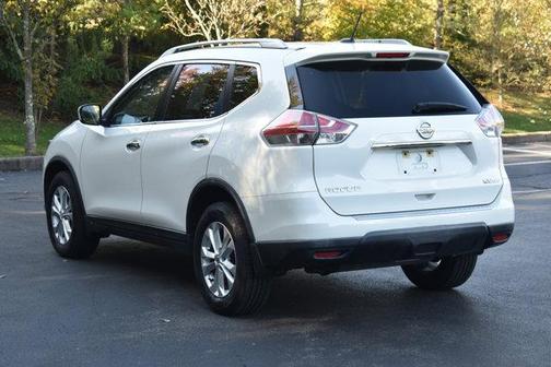 2016 Nissan Rogue SV