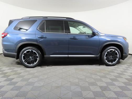 Smoke Blue Pearl 2026 Honda Pilot Touring 8-Passenger