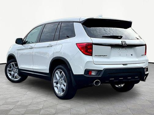 Platinum White Pearl 2024 Honda Passport AWD EX-L