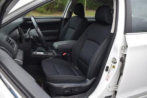 2016 Subaru Legacy Premium