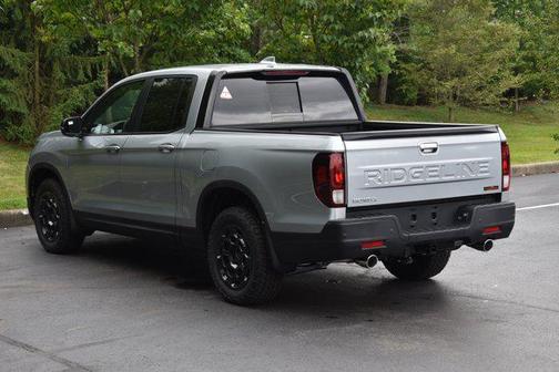 Solar Silver Metallic 2026 Honda Ridgeline TrailSport+