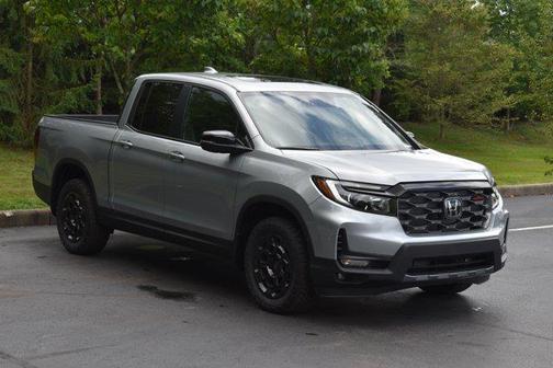 Solar Silver Metallic 2026 Honda Ridgeline TrailSport+