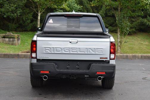 Solar Silver Metallic 2026 Honda Ridgeline TrailSport+