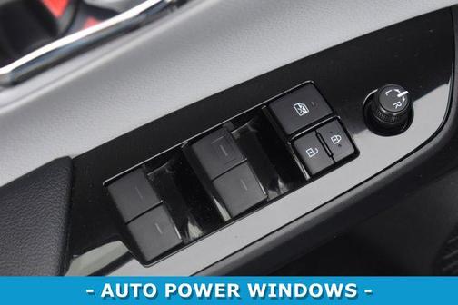 2019 Toyota Prius LE