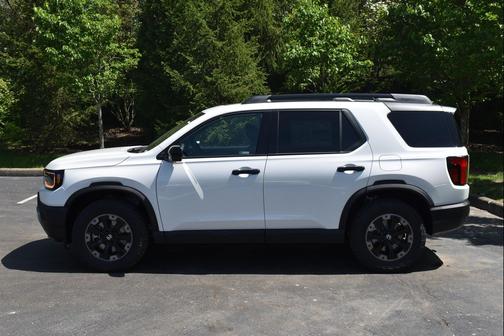 Platinum White Pearl 2026 Honda Passport AWD TrailSport Elite