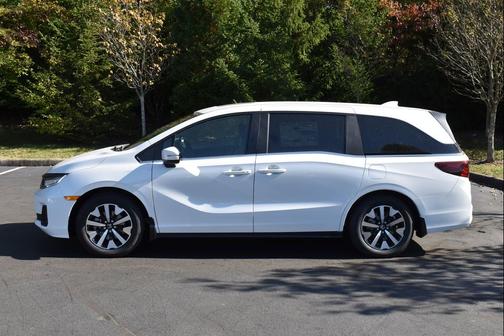 Platinum White Pearl 2026 Honda Odyssey EX-L