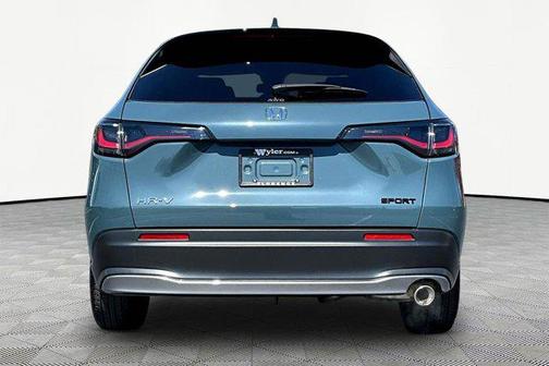 Nordic Forest Pearl 2025 Honda HR-V AWD Sport