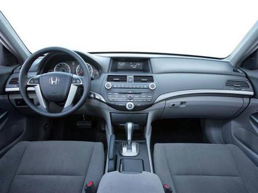 Alabaster Silver Metallic 2010 Honda Accord EX-L