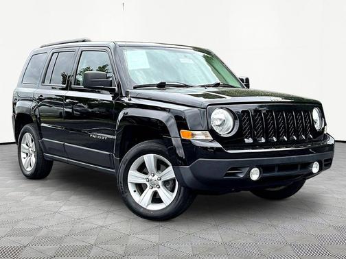 Black Clearcoat 2016 Jeep Patriot Latitude