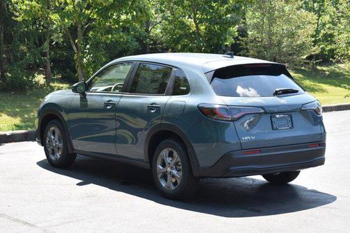 Nordic Forest Pearl 2026 Honda HR-V LX