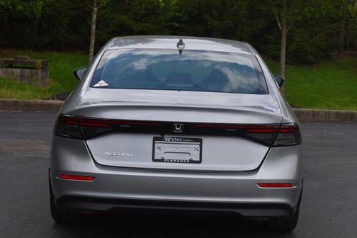 2025 Honda Accord LX 1.5T