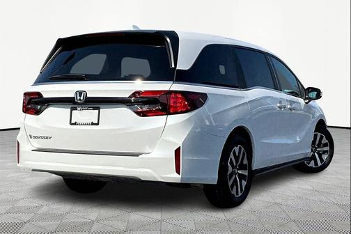 Platinum White Pearl 2026 Honda Odyssey EX-L