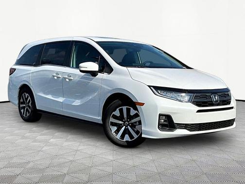 Platinum White Pearl 2026 Honda Odyssey EX-L
