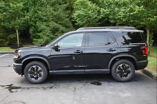 Crystal Black Pearl 2026 Honda Passport AWD TrailSport Elite