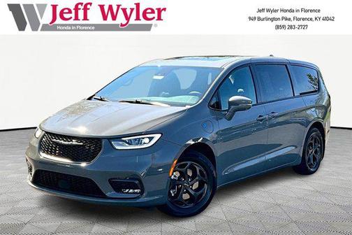 Ceramic Gray Clearcoat 2022 Chrysler Pacifica Hybrid Limited