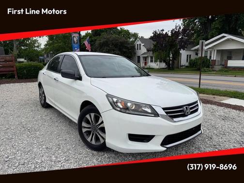 White 2015 Honda Accord LX 4dr Sedan CVT