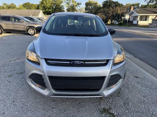 2016 Ford Escape S