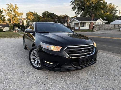 2013 Ford Taurus Limited 4dr Sedan