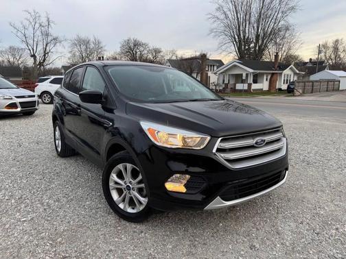 Shadow Black 2017 Ford Escape SE