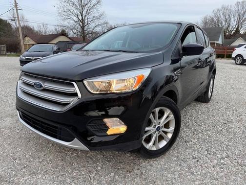 Shadow Black 2017 Ford Escape SE