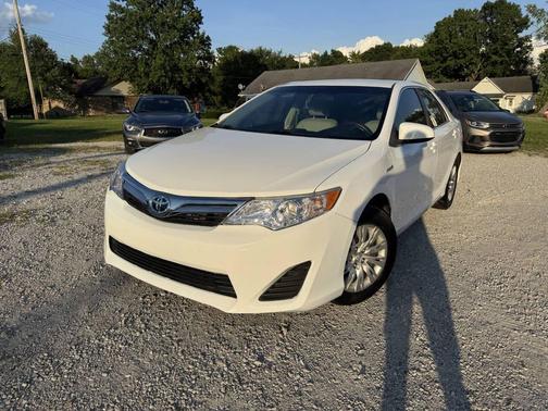 2014 Toyota Camry Hybrid LE