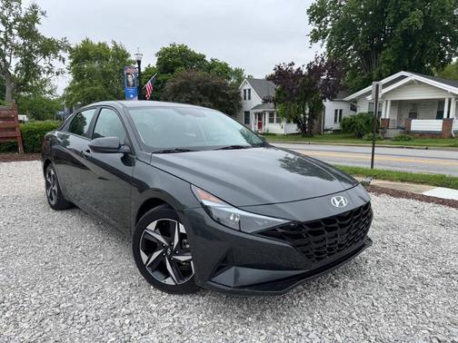 Gray 2023 Hyundai ELANTRA SEL