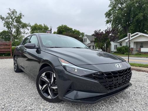 Gray 2023 Hyundai ELANTRA SEL