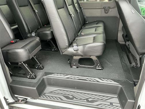 2026 Ford Transit-350 XL